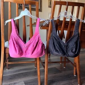 Two Glamorise MagicLift plum & black natural shape support bra. Size 44D! Comfy!